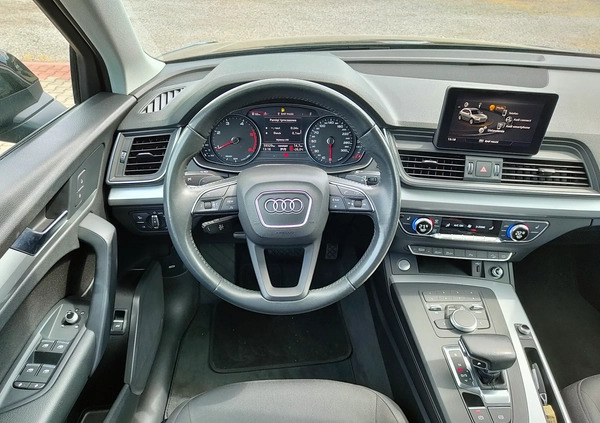 Audi Q5 cena 115900 przebieg: 58000, rok produkcji 2020 z Pruszcz Gdański małe 781